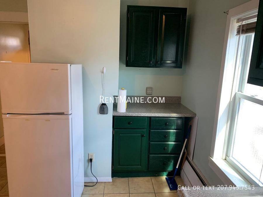 Apartment for rent at 99-101 Center St #2, Bangor, ME 04401