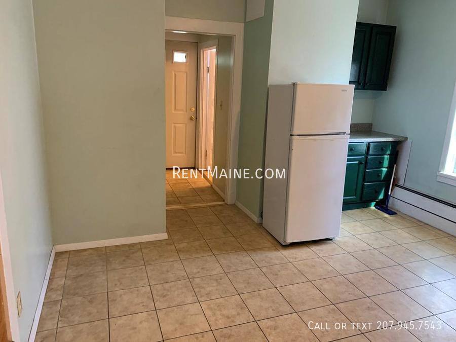 Apartment for rent at 99-101 Center St #2, Bangor, ME 04401