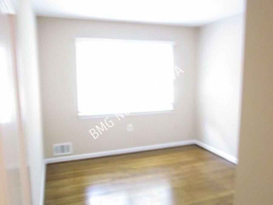 Townhouse for rent at 1160 Wimbledon Dr, McLean, VA 22101