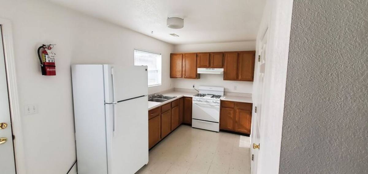 Apartment for rent at 2205 Country View Dr, Charleston, IL 61920
