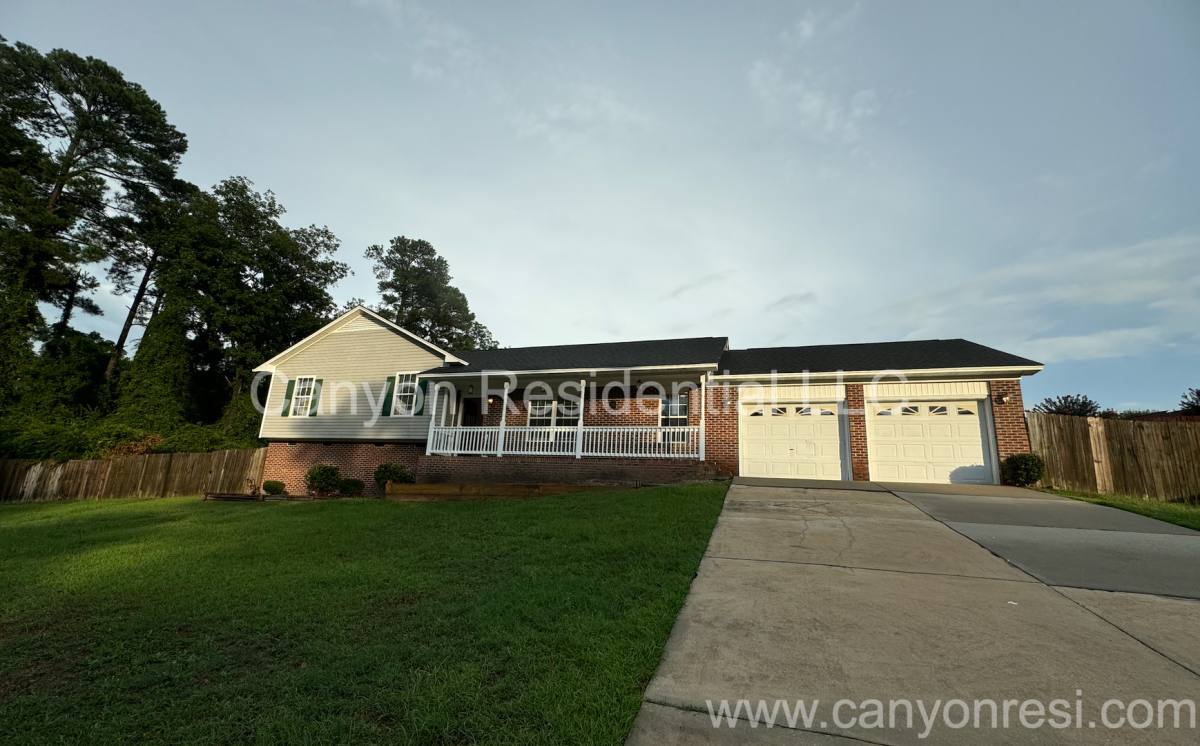 House for rent at 229 Lakeside Rd, Raeford, NC 28376