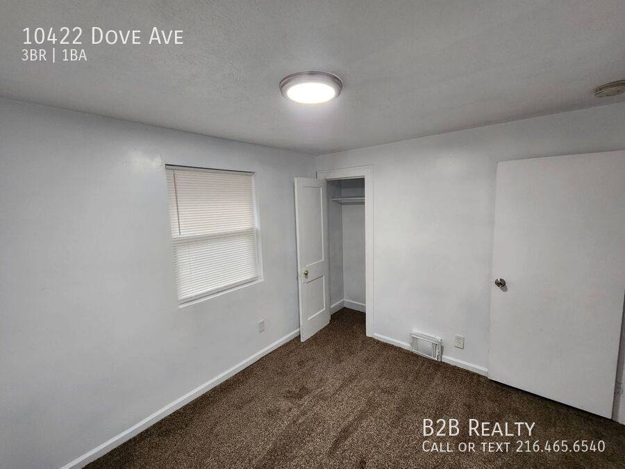 House for rent at 10422 Dove Ave, Cleveland, OH 44105