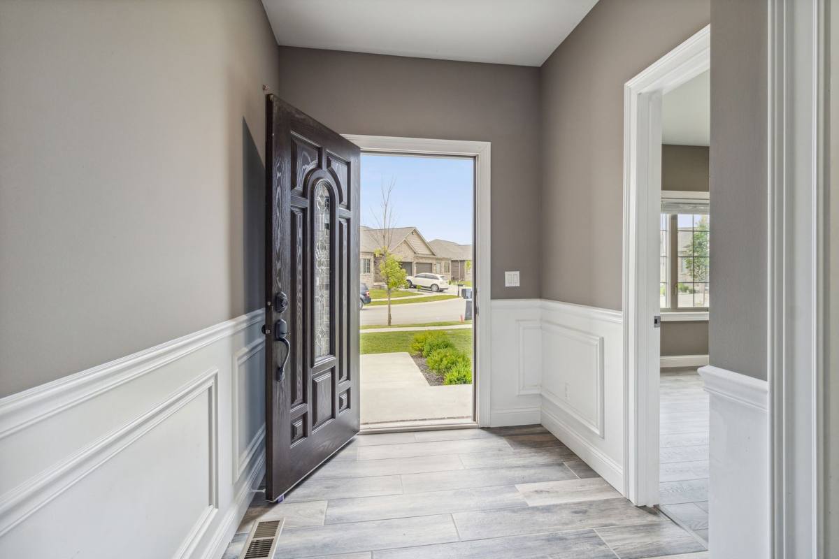 Apartment for rent at 1243 Main Gate Dr, Davison, MI 48423