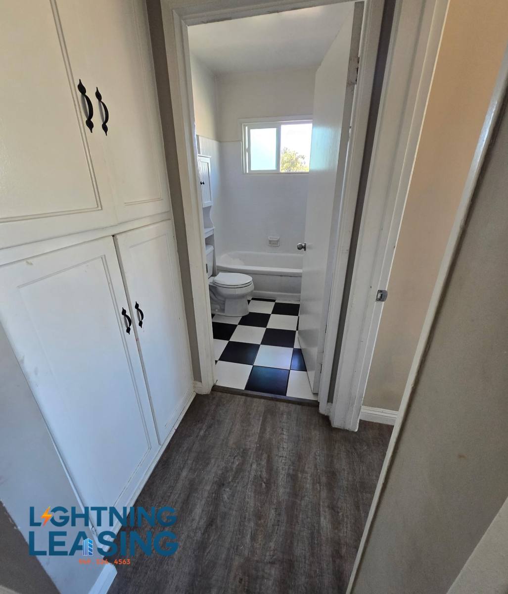 Condo for rent at 230 S Coronado St #29A, Los Angeles, CA 90057