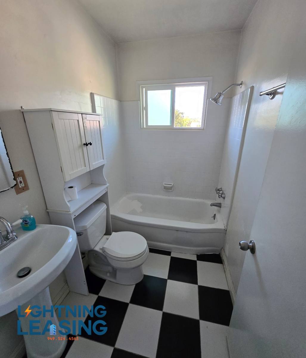 Condo for rent at 230 S Coronado St #29A, Los Angeles, CA 90057