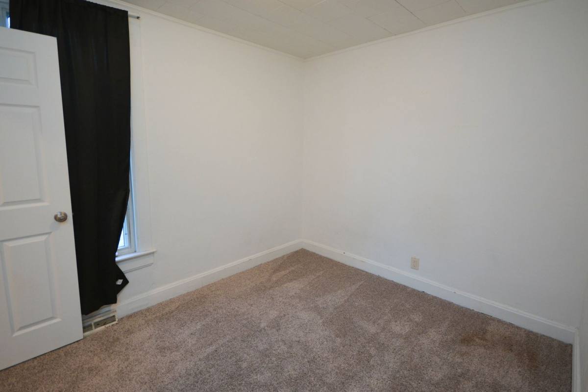 Apartment for rent at 428 9th Ave SE, Rochester, MN 55904