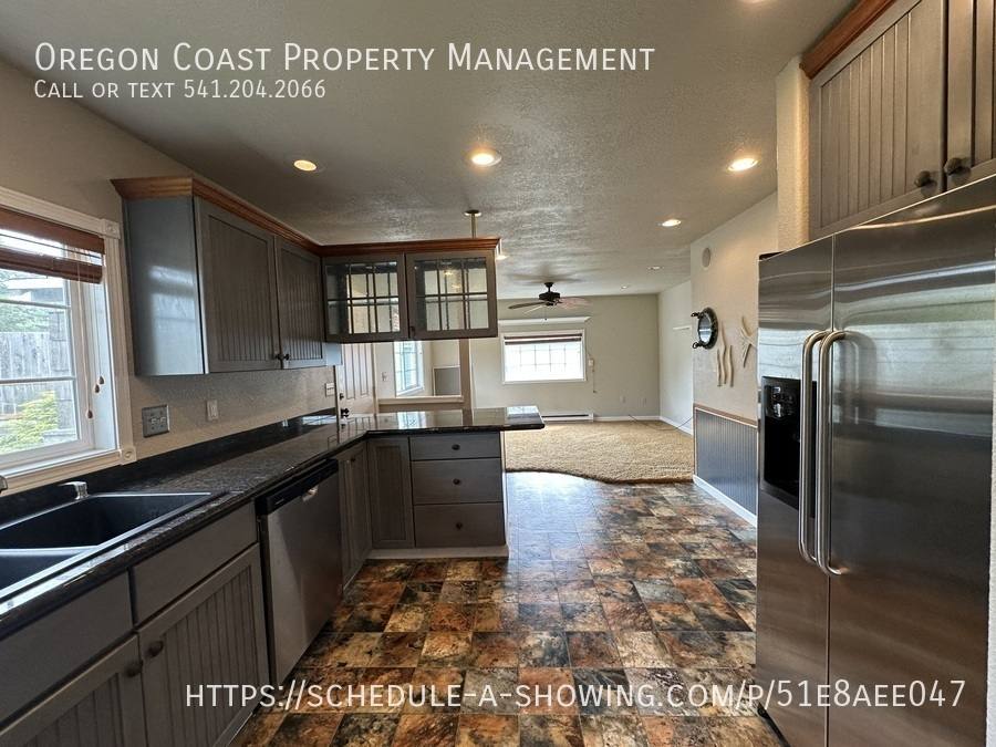 Apartment for rent at 425 NW Siletz Ave, Depoe Bay, OR 97341