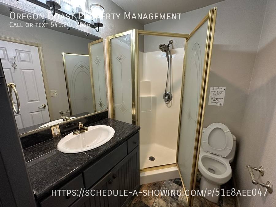 Apartment for rent at 425 NW Siletz Ave, Depoe Bay, OR 97341