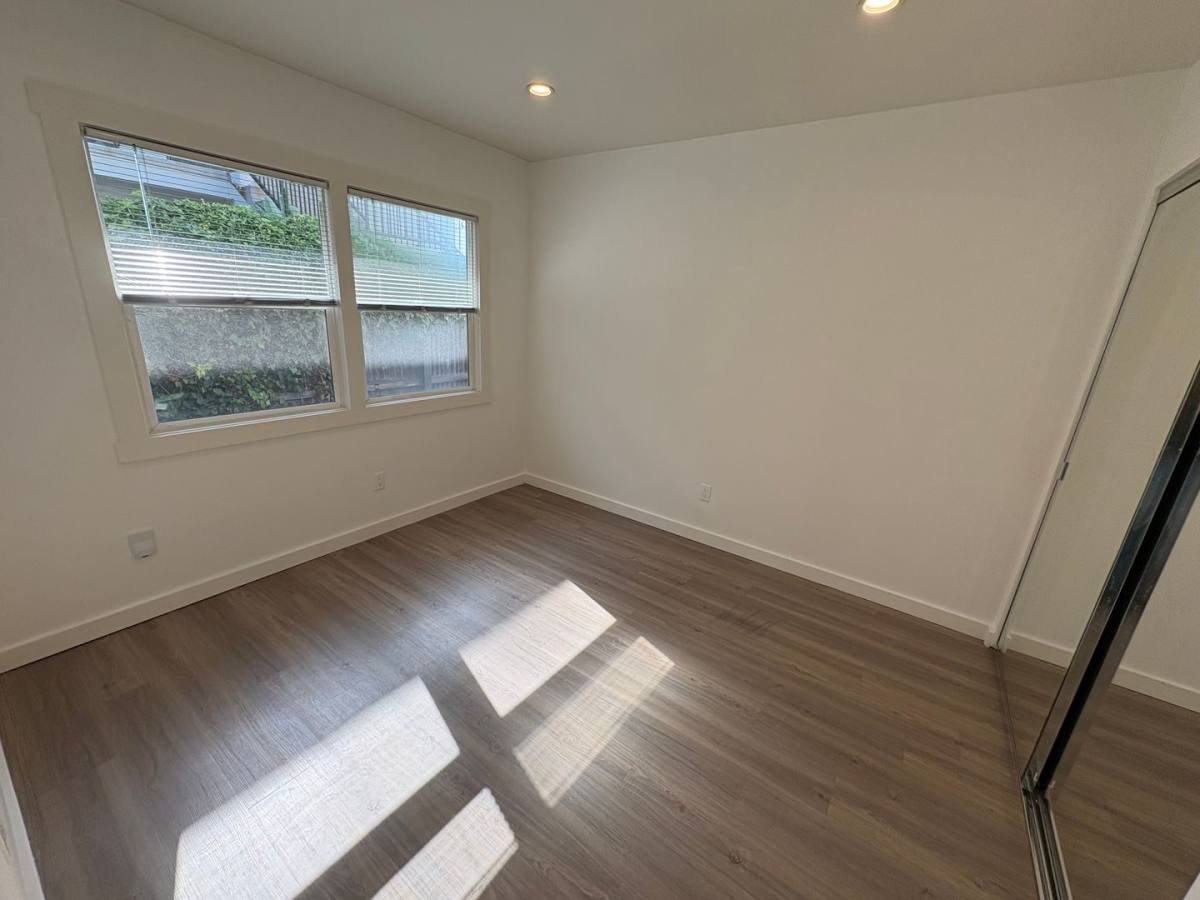 Apartment for rent at 2101-2107 Reed Ave, San Diego, CA 92109
