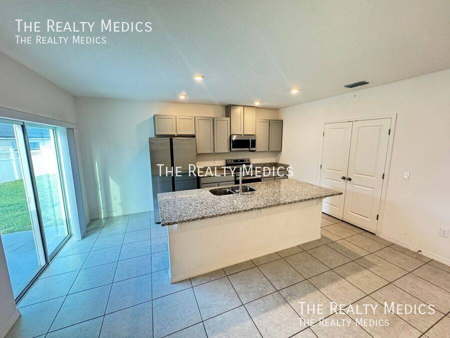 House for rent at 320 Mariana Way, Kissimmee, FL 34758