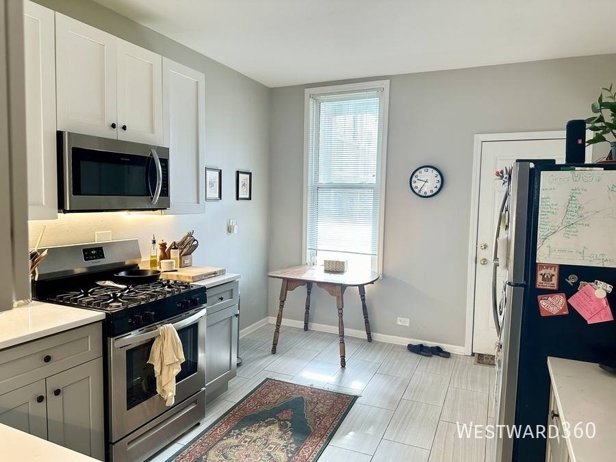 Apartment for rent at 3506 N Reta Ave #2, Chicago, IL 60657