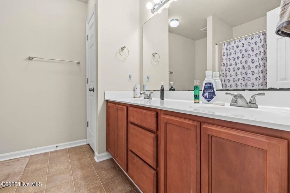 Townhouse for rent at 416 Caldwell Loop, Jacksonville, NC 28546