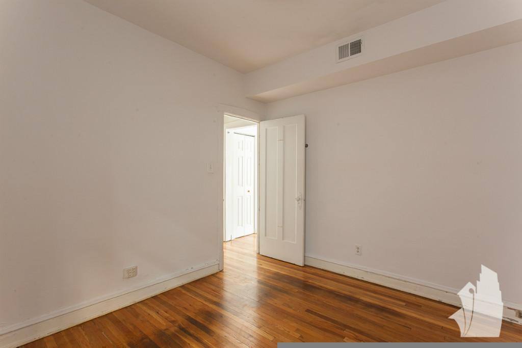 3521 N Broadway #2E, Chicago, IL 60657 - Apartment for Rent