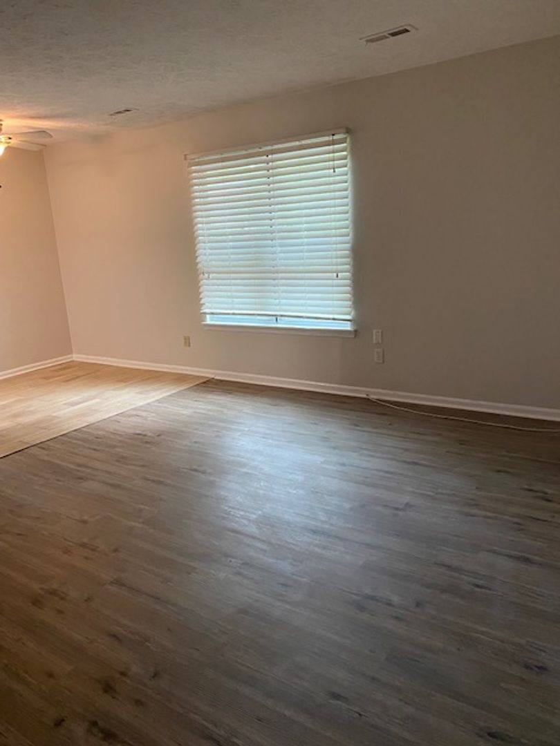 Apartment for rent at 1200 New Hutchinson Mill Rd, Lagrange, GA 30240