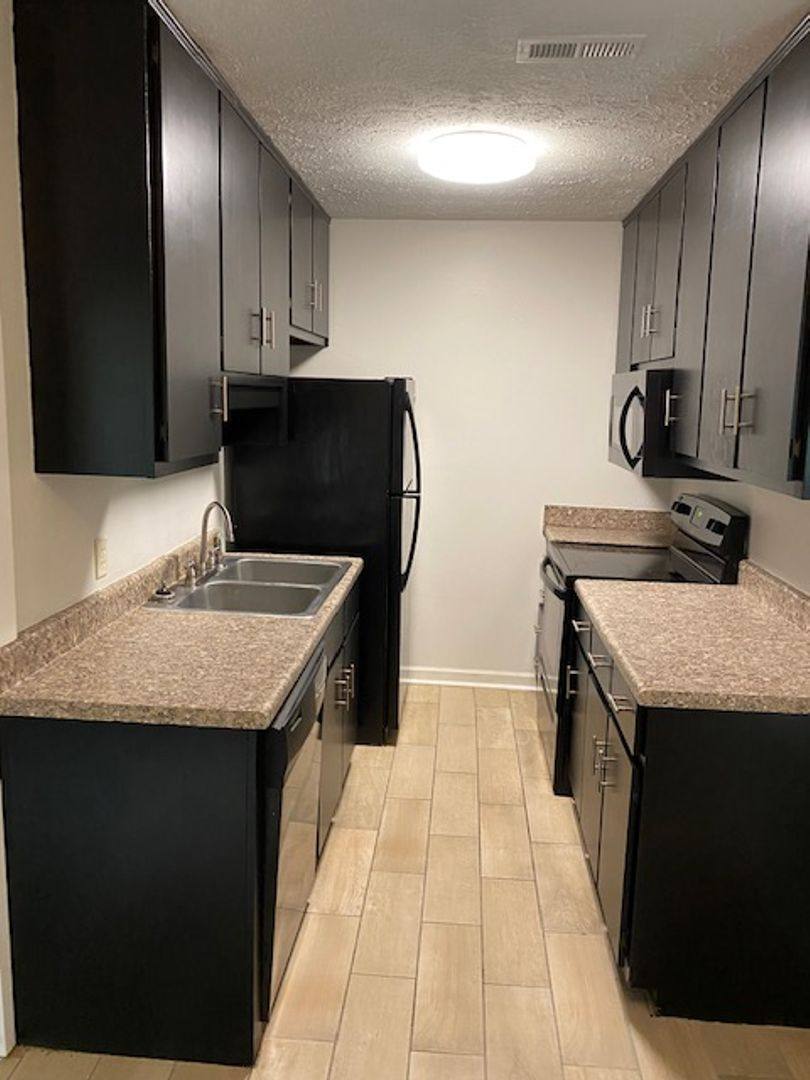 Apartment for rent at 1200 New Hutchinson Mill Rd, Lagrange, GA 30240
