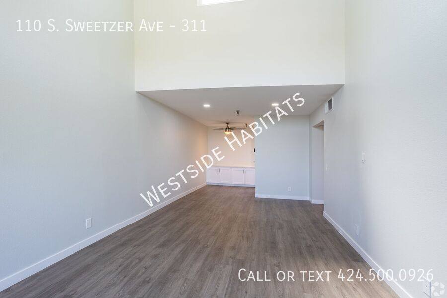 Apartment for rent at 110 S Sweetzer Ave #311, Los Angeles, CA 90048