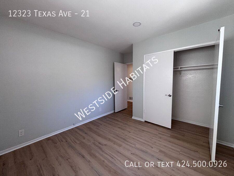 Apartment for rent at 12323 Texas Ave #21, Los Angeles, CA 90025