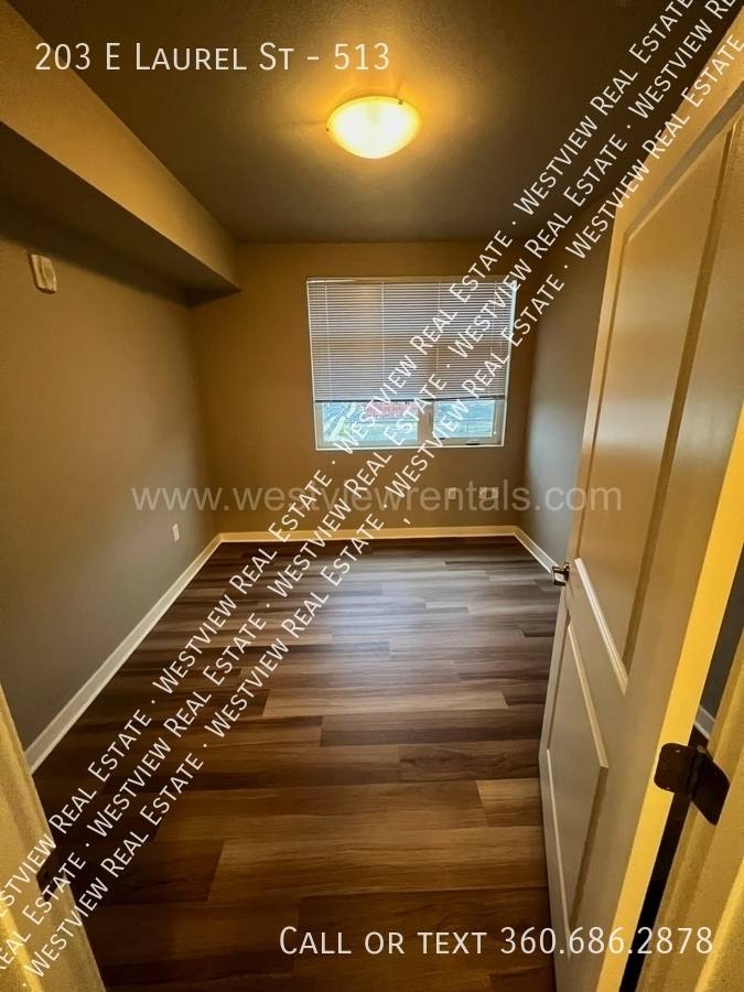 Apartment for rent at 203 E Laurel St #513, Bellingham, WA 98225