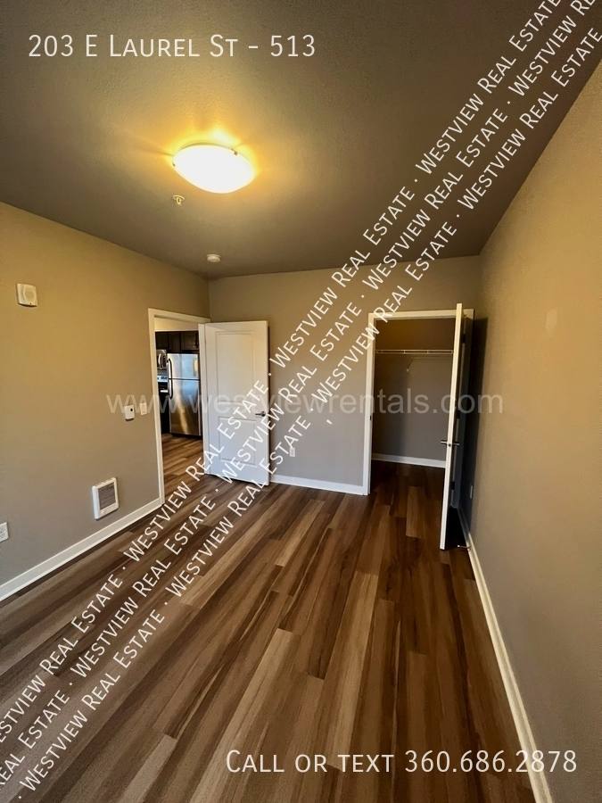Apartment for rent at 203 E Laurel St #513, Bellingham, WA 98225
