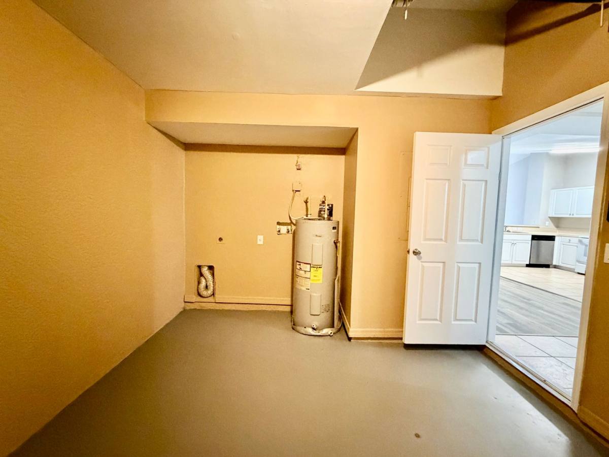 Townhouse for rent at 348 Bell Blvd S, Lehigh Acres, FL 33974