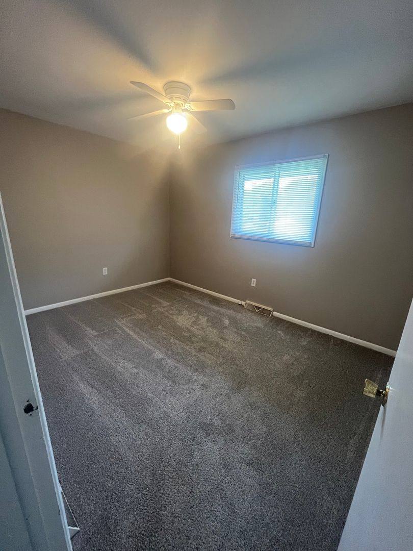 Apartment for rent at 1851-1853 W Grandview Blvd, Erie, PA 16509