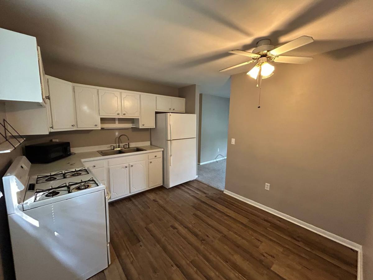 Apartment for rent at 1851-1853 W Grandview Blvd, Erie, PA 16509