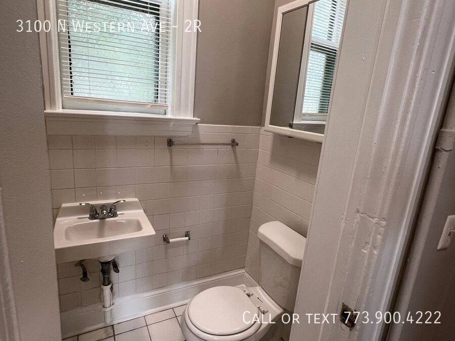 Apartment for rent at 3100 N Western Ave #2R, Chicago, IL 60618
