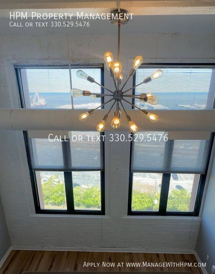 Apartment for rent at 1133 W 9th St #706, Cleveland, OH 44113