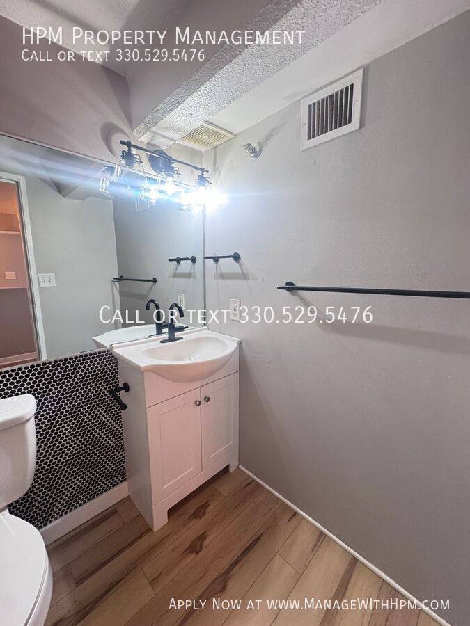 Apartment for rent at 1133 W 9th St #706, Cleveland, OH 44113