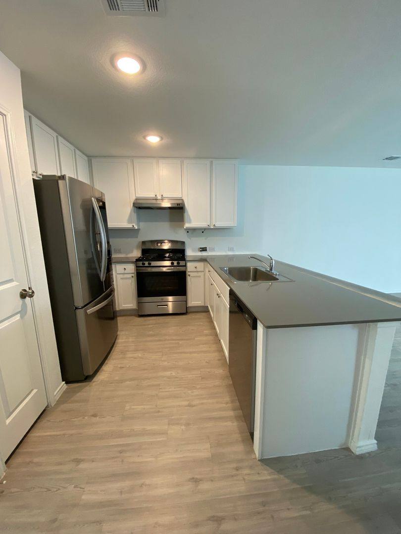 House for rent at 14527 Greenfield Mall, San Antonio, TX 78254