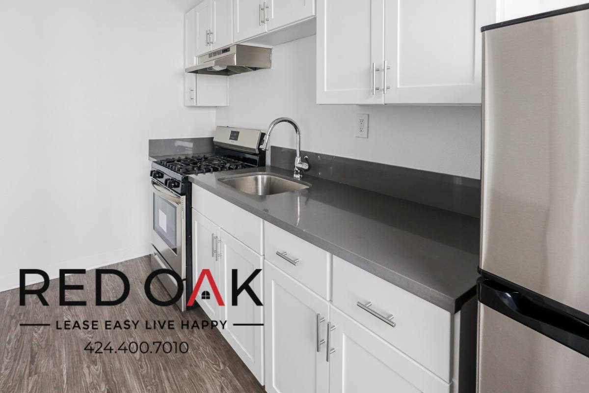 Condo for rent at 822 S Park View St #206, Los Angeles, CA 90057