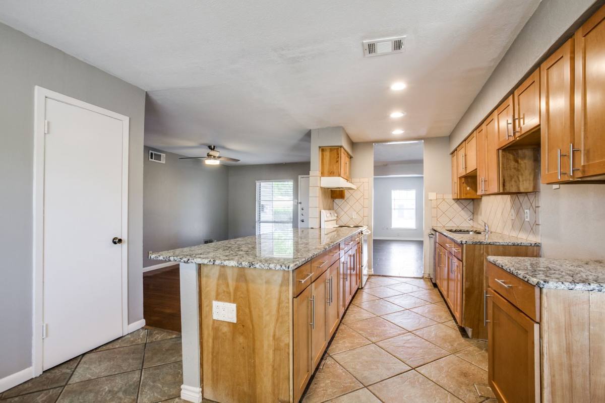 House for rent at 4425 Windsor Dr, Garland, TX 75042