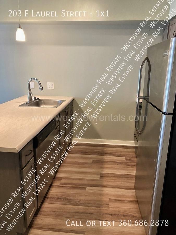 Apartment for rent at 203 E Laurel St #1X1, Bellingham, WA 98225