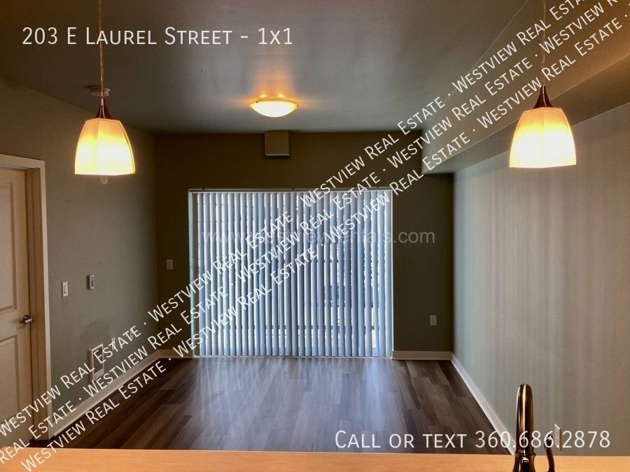 Apartment for rent at 203 E Laurel St #1X1, Bellingham, WA 98225