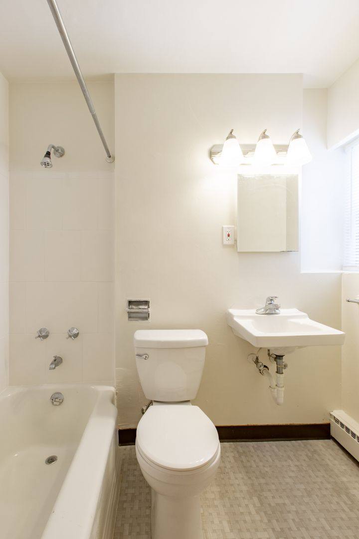 Apartment for rent at 3201 Girard Ave S, Minneapolis, MN 55408