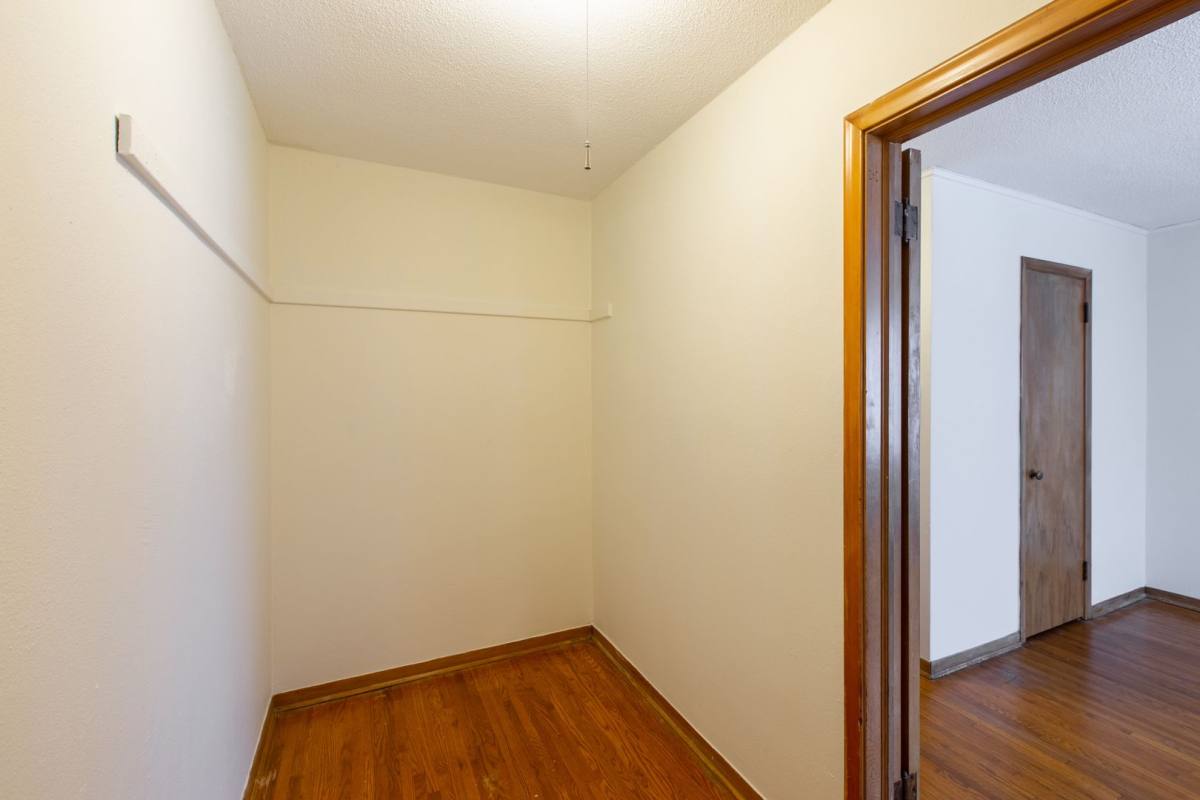 Apartment for rent at 3201 Girard Ave S, Minneapolis, MN 55408