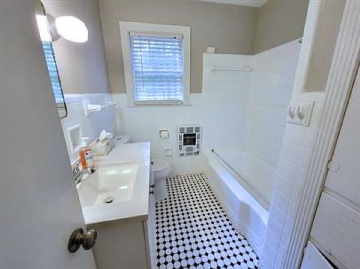 House for rent at 4066 Wares Ferry Rd, Montgomery, AL 36109