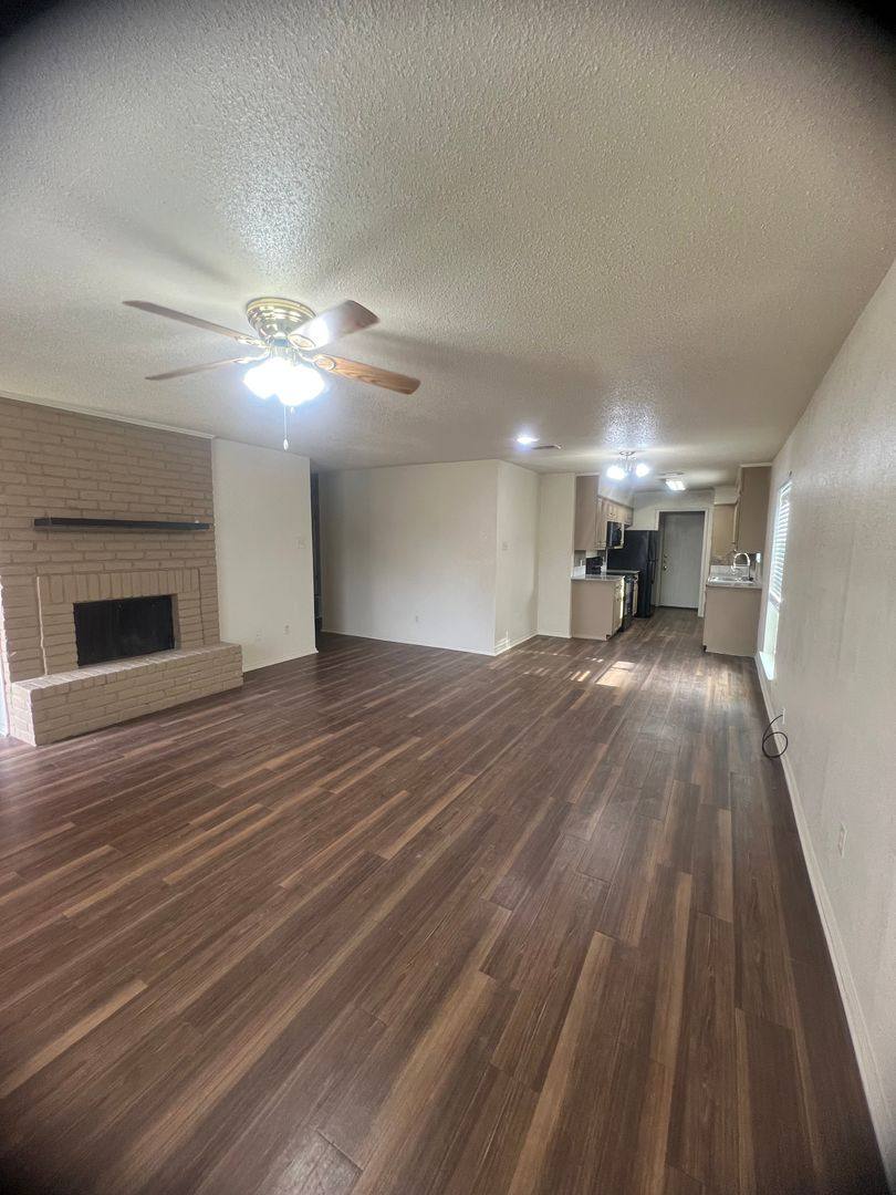 House for rent at 1406 Chapel Downs Rd, Woodway, TX 76712