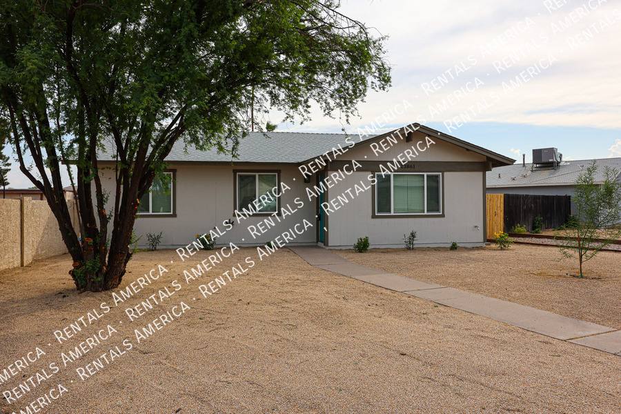 House for rent at 13861 N 48th Ave, Glendale, AZ 85306
