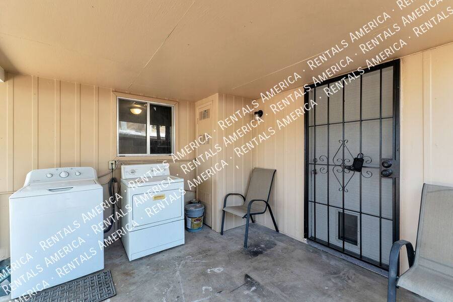 House for rent at 1830 E 8th St #2, Tucson, AZ 85719