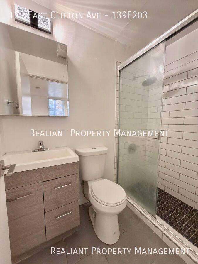 Apartment for rent at 139 E Clifton Ave #139E203, Cincinnati, OH 45202