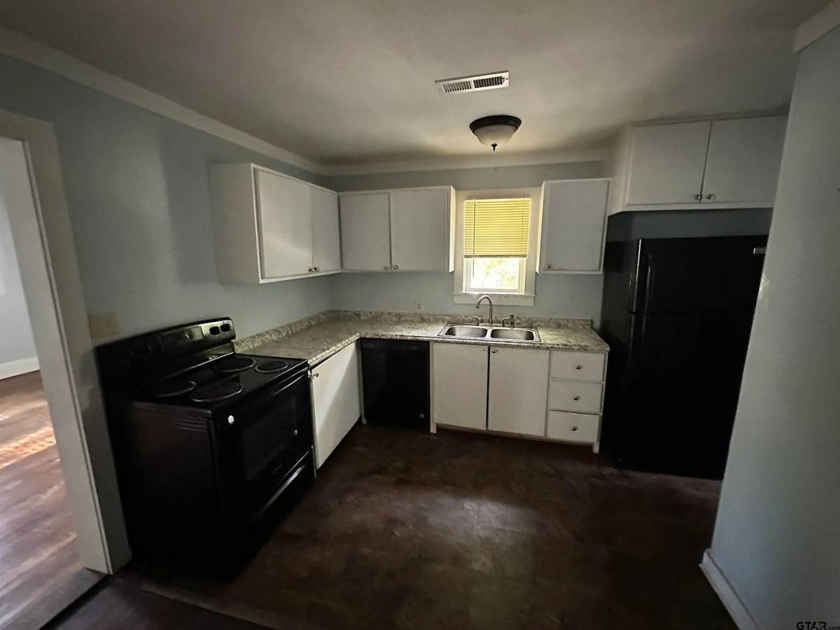House for rent at 305 E Bradford St, Troup, TX 75789