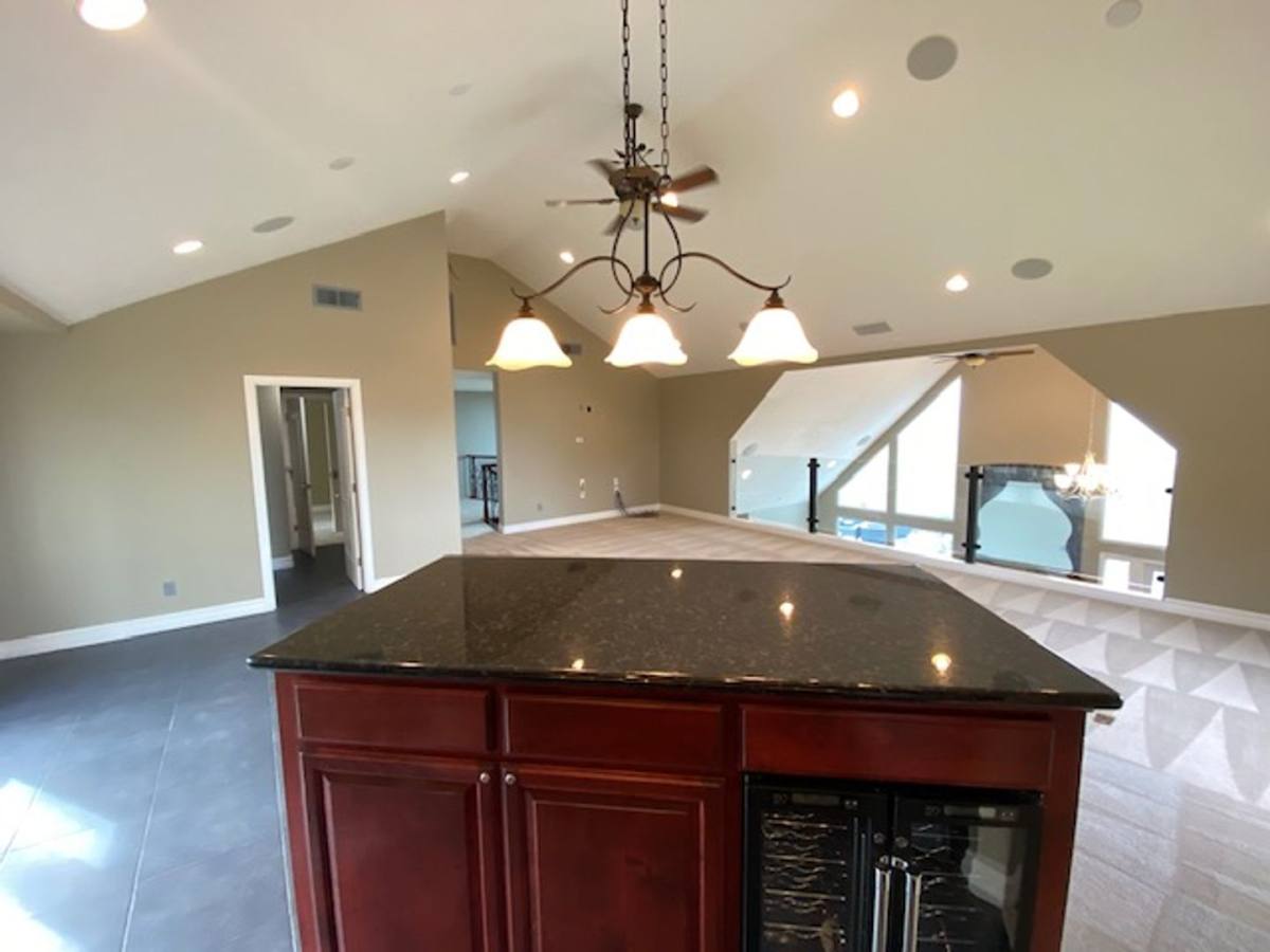 House for rent at 4145 Dry Creek Rd, Medford, OR 97504