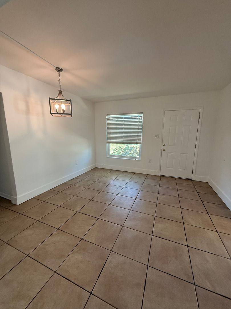 House for rent at 3030 W Napoleon Ave, Tampa, FL 33611
