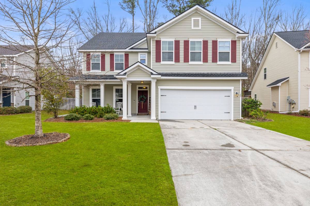 House for rent at 100 Richmond Walk Dr, Richmond Hill, GA 31324