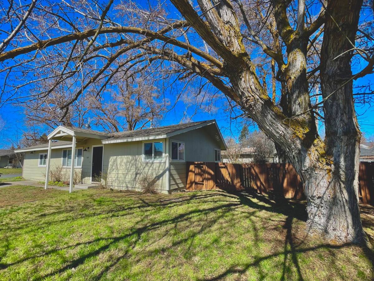 House for rent at 605 Saint Francis St, Klamath Falls, OR 97601