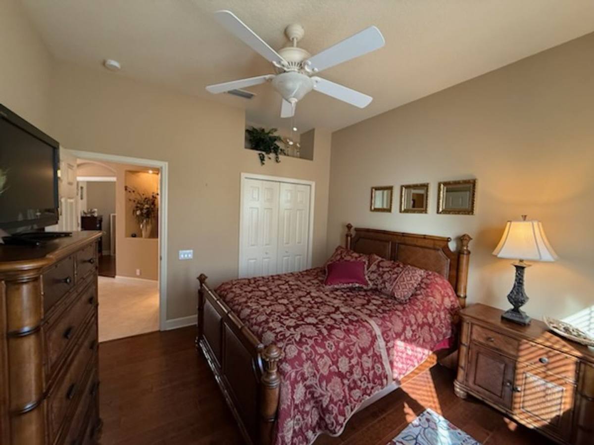 House for rent at 9735 53rd Dr E, Bradenton, FL 34211