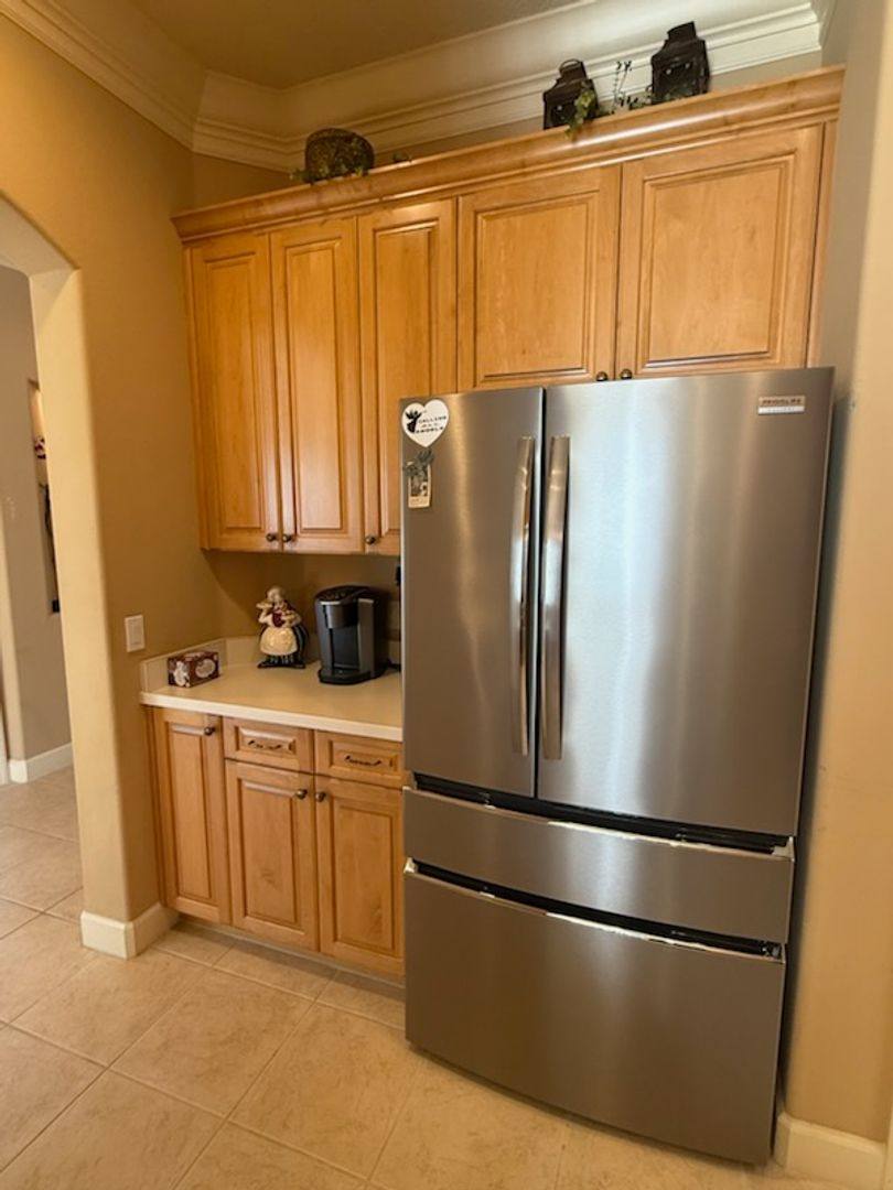 House for rent at 9735 53rd Dr E, Bradenton, FL 34211
