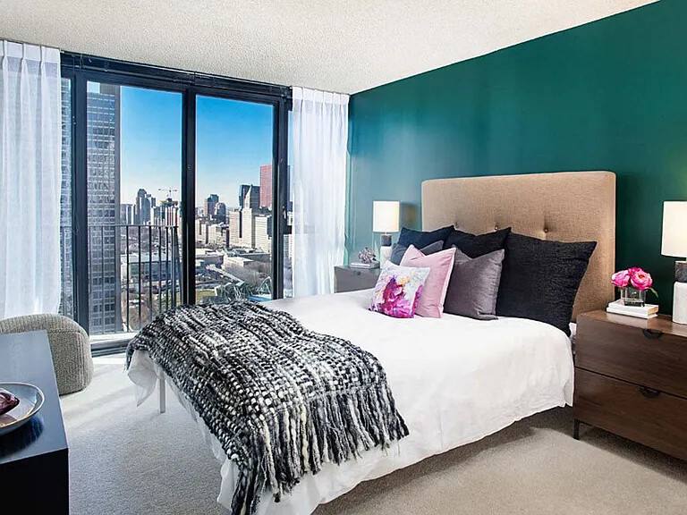 Apartment for rent at 225 N Columbus Dr, Chicago, IL 60601