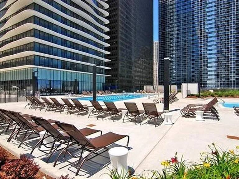 Apartment for rent at 225 N Columbus Dr, Chicago, IL 60601